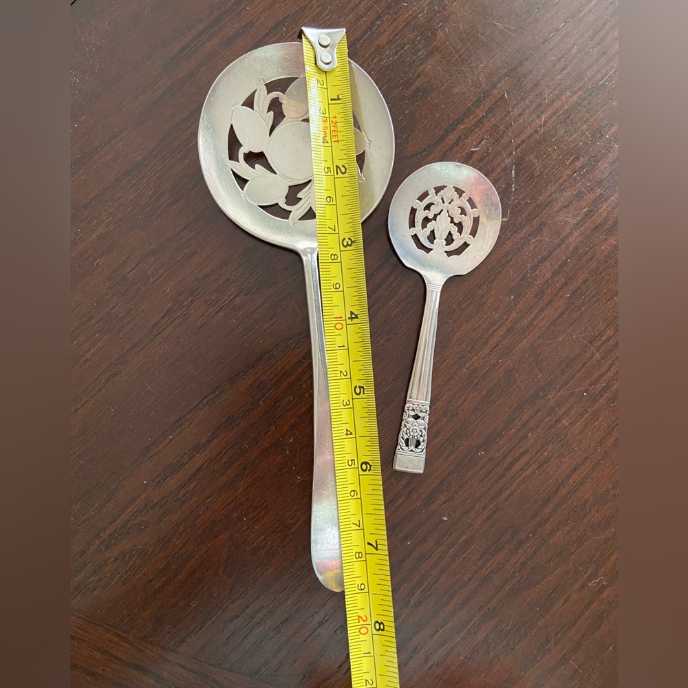 ORIGINAL ROGERS c1960 HUTTON PATTERN SILVERPLATED TOMATO SERVER & Bon Bon Serve - Picture 6 of 8